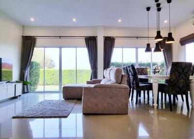 Beautiful 3Beds House Huay Yai for Rent