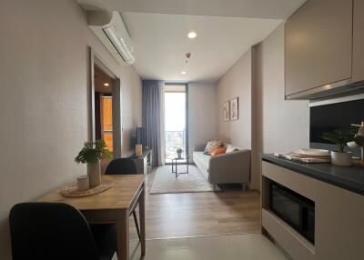 OKA HAUS Sukhumvit 36 1-Bedroom 1-Bathroom Fully-Furnished Condo for Rent