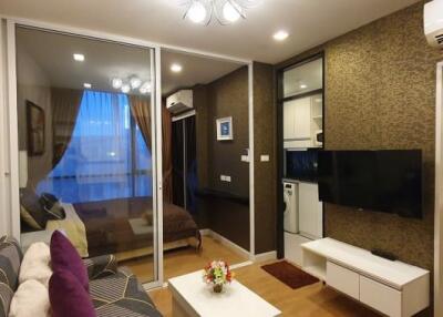 Condo for sale, The Embassy Pattaya, move in ready business center.