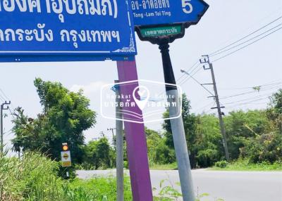 B-413 ซอยขุมทอง-ลำต้อยติ่ง 5 แขวงขุมทอง เขตลาดกระบัง กรุงเทพ