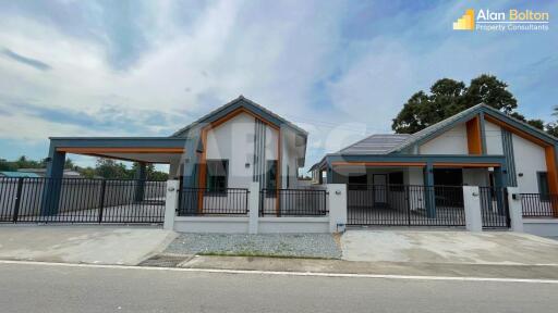 Very Affordable 3 Bed 2 Bath House in Banglamung ABPC0946