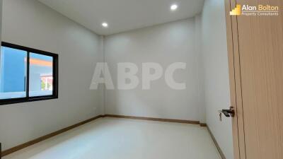 Very Affordable 3 Bed 2 Bath House in Banglamung ABPC0946