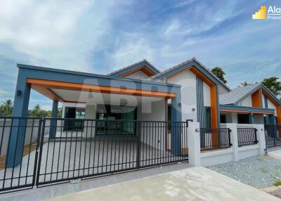 Very Affordable 3 Bed 2 Bath House in Banglamung ABPC0946