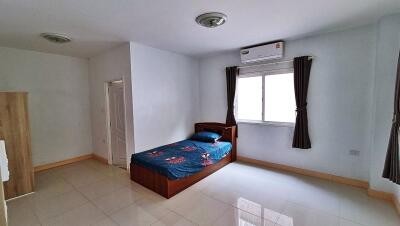 South Pattaya 3 Storey House for Rent