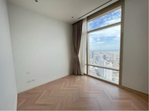 3 bedrooms 3 bathrooms 194sqm for Sale TYPE A High Floor at Four Season Residences