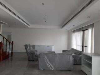 3 Bedrooms 6 Bathrooms Size 371sqm. Le Raffine 24 for Sale 50 MB