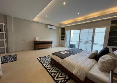 3 Bedrooms 3 Bathrooms Size 220sqm. Sukhumvit 101/1 for Rent 35,000 THB for Sale 6.7 MB