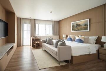 4 Bedrooms 6 Bathrooms Size 236sqm. United Tower for Rent 150,000 THB