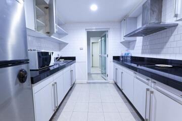 3 Bedrooms 3 Bathrooms Size 140sqm.Baan Siri Ruedee for Rent 68,000 THB