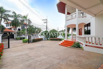 House For Sale And Rent East Pattaya