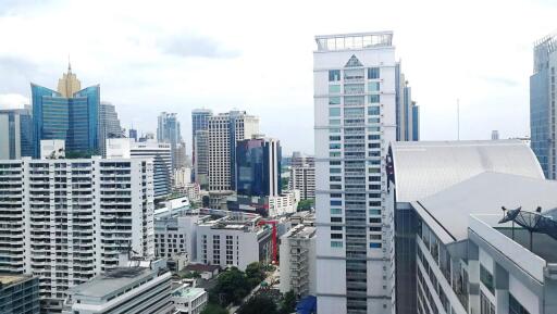 1 Bedroom 1 Bathroom Size 59.29Sqm at 15 Sukhumvit Residence for Rent 26000 for Sale 6900000