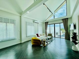4 Bedrooms 4 Bathrooms Size 590sqm. Sierra House Pool Villa Pattaya for Rent 71,000 THB