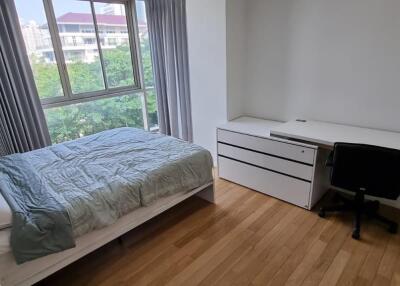 2 Bedrooms 2 Bathrooms Size 110sqm. The Legend for Rent 50,000 THB