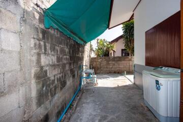 Partly furnished 3 bed house to rent at Nong Phueng