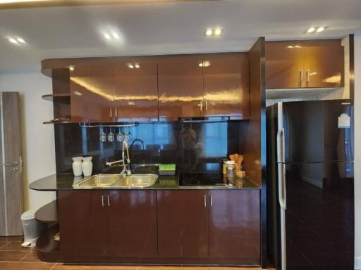 Luxurious two bedroom Condo in East Pattaya