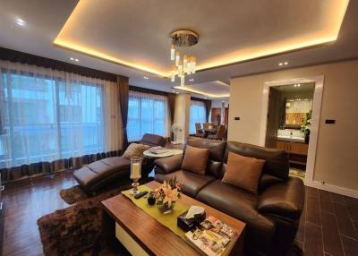 Luxurious two bedroom Condo in East Pattaya