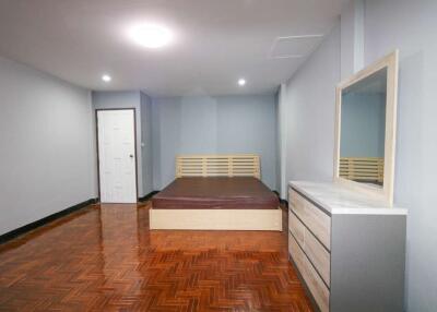 3 Bed Townhouse to Rent Suthep Road Area