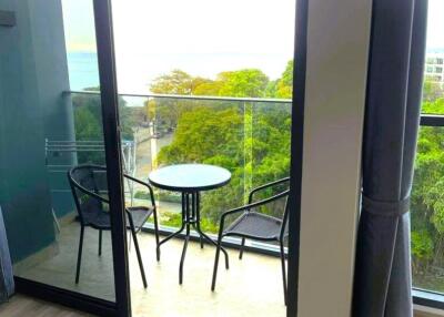 Beautiful sea view condo in Pratamnak Hill