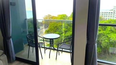 Beautiful sea view condo in Pratamnak Hill