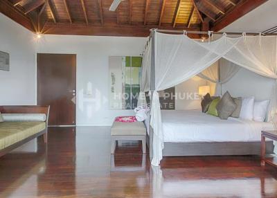 Sea View 4-Bed Residence near Surin Beach