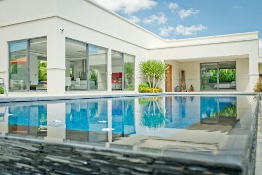 Gorgeous Pool Villa with 4 bedrooms