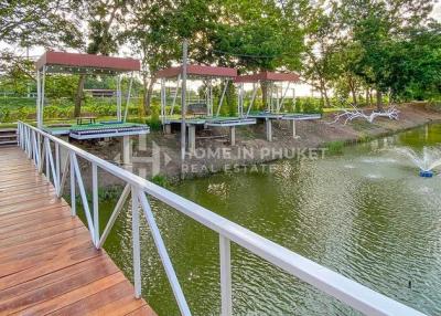 Riverside Cafe & Resort in Ayutthaya
