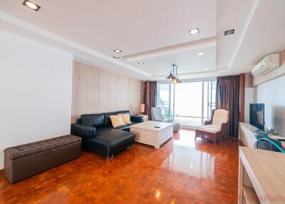 2 Bed Condo For Rent In Wongamat - Baan Rimpha