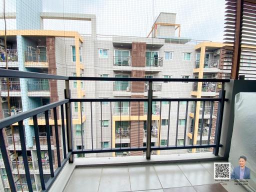 Selling below appraisal! A 2-bedroom condo at The Escape Sukhumvit 101/1. It