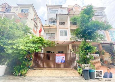 4 Story Townhouse for Sale in City Park Pattanakarn 38