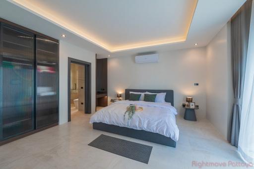 5 Bed House For Sale In East Pattaya - Siam Royal View