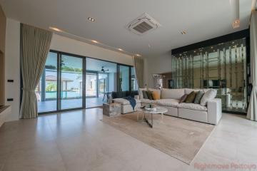 5 Bed House For Sale In East Pattaya - Siam Royal View