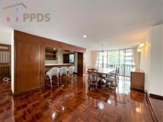 Big balcony 3 bedrooms for rent near BTS Asoke