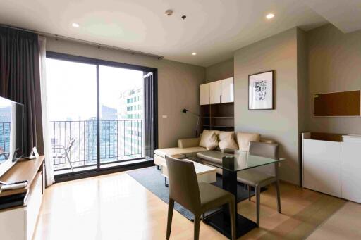 For RENT : HQ by Sansiri / 1 Bedroom / 1 Bathrooms / 48 sqm / 40000 THB [R12140]