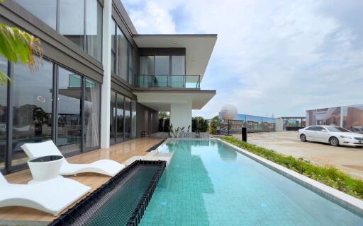 375 ตรม., 4 ห้องนอน, 5 ห้องน้ำ บ้าน ราคา ฿ 15,450,000