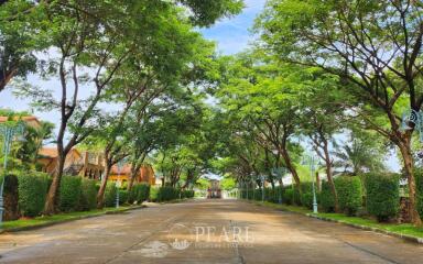 Nusa Chivani Pattaya - 3 Bed 4 Bath (Corner Plot)