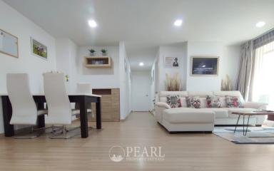 The Urban Condominium - 3 Bed 2 Bath (4th Floor)