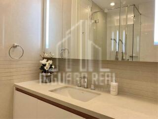 For Rent 2 Bed 2 Bath Condo Q Langsuan close to BTS Chit Lom