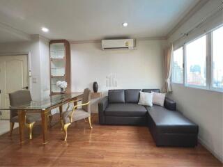 For Rent 2 Bed 1 Bath Condo Grand Asok Parkview close to BTS Asoke