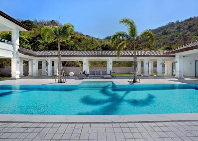 BelVida Estates : Luxury 4 Bed Pool Villa With Elevated Sea Views