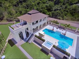 BelVida Estates : Luxury 4 Bed Pool Villa With Elevated Sea Views