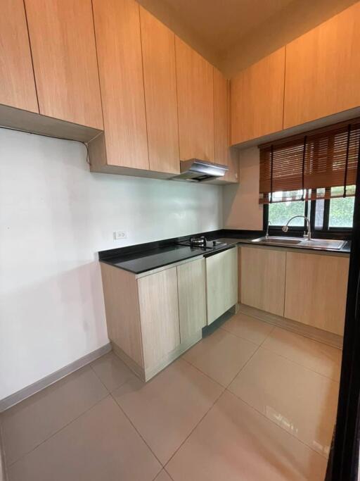 For sale: Arden Ladprao 71, townhome, 3.5 floors, very good location, width 5 meters, 3 bedrooms, 4