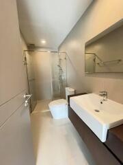 For sale: Arden Ladprao 71, townhome, 3.5 floors, very good location, width 5 meters, 3 bedrooms, 4