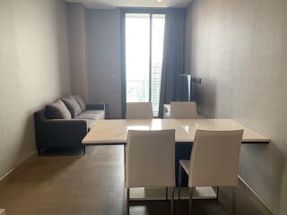 For RENT : The Esse at Singha Complex / 2 Bedroom / 2 Bathrooms / 77 sqm / 70000 THB [11056272]