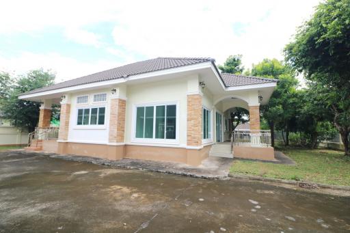 Large 3 Bedroom, 4 Bathroom, Single Level Raised Home For Sale, Sam Phrao, Udon Thani, Thailand