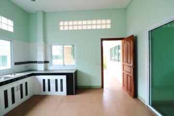 Large 3 Bedroom, 4 Bathroom, Single Level Raised Home For Sale, Sam Phrao, Udon Thani, Thailand