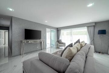 House For Sale In Pattaya, Pattaya