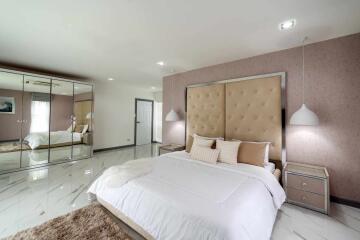 House For Sale In Pattaya, Pattaya