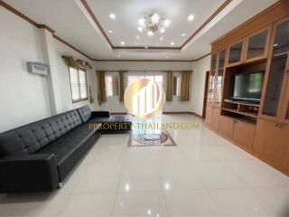 Houset in Noen Plub Wan for rent