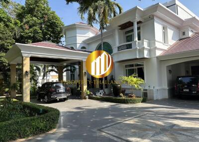 Hager house Pratamnak for sale