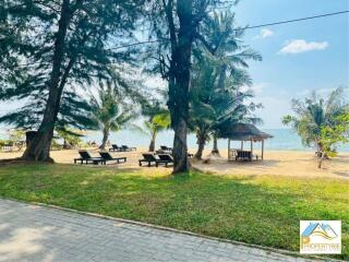 Pine Shore Condo beachfront for sale